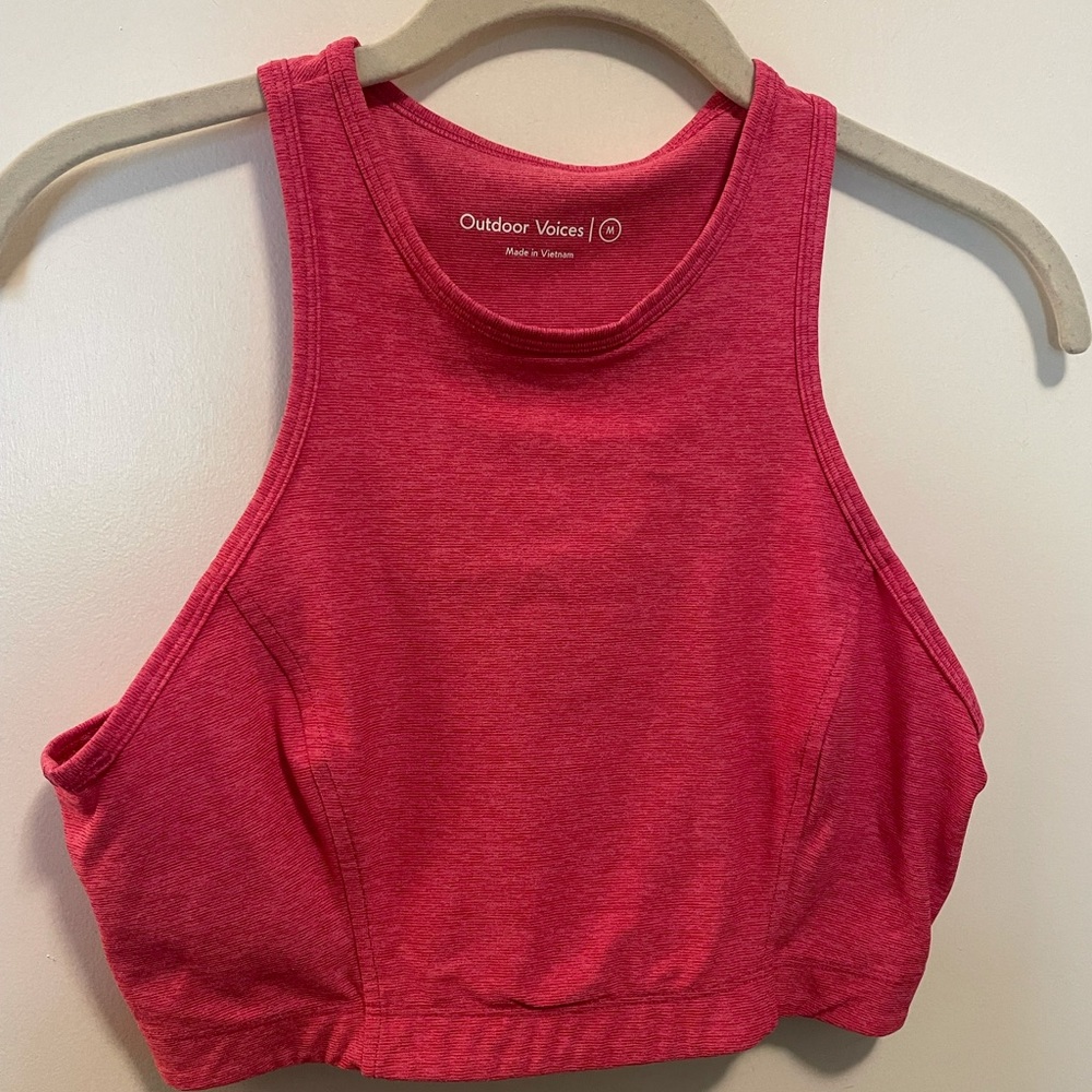 Outdoor Voices Athena crop. Size med.